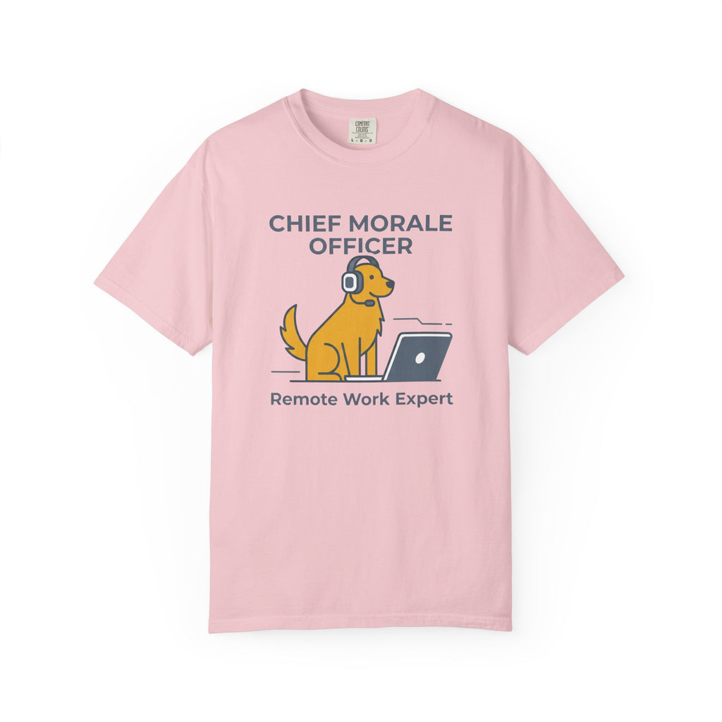 Chief Morale Oﬃcer Remote Work Expert Dog T-Shirt