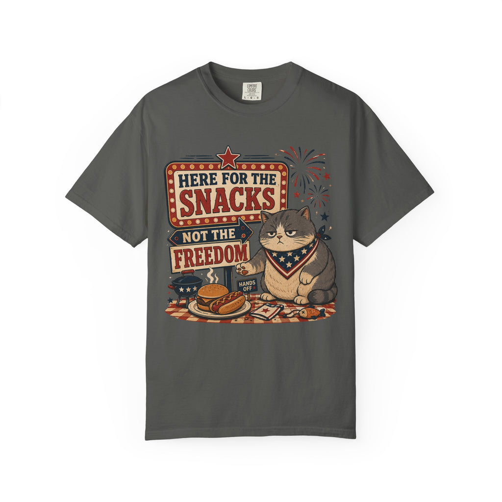 Here for the Snacks Patriotic Cat 4th of July T-Shirt